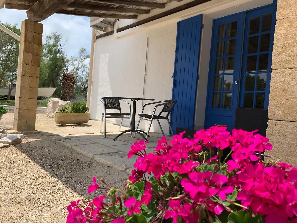 Clamador Saintes-Maries-de-la-Mer Hotel