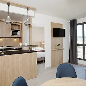 https://sejours-et-affaires-lyon-park-avenue.hotels-rhonealpes.com