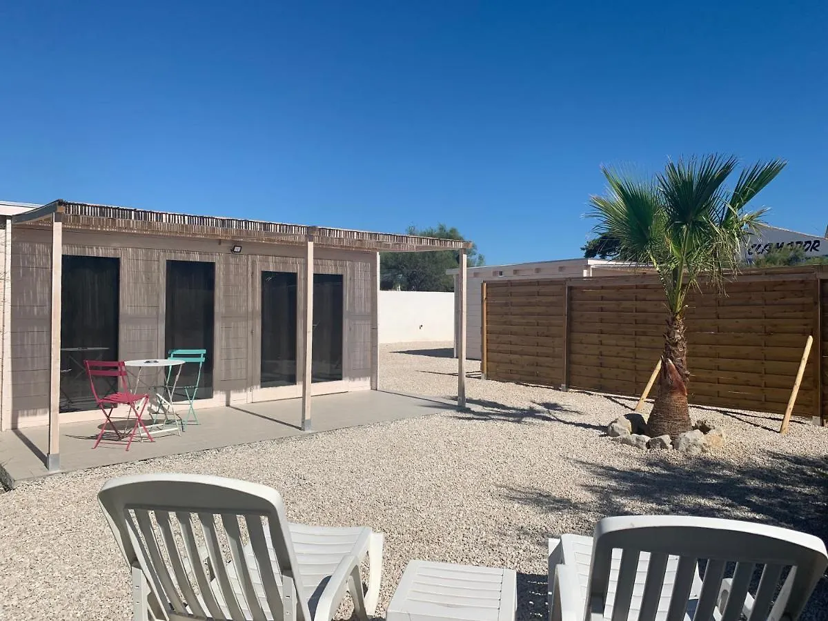 Hotel Clamador Saintes-Maries-de-La-Mer