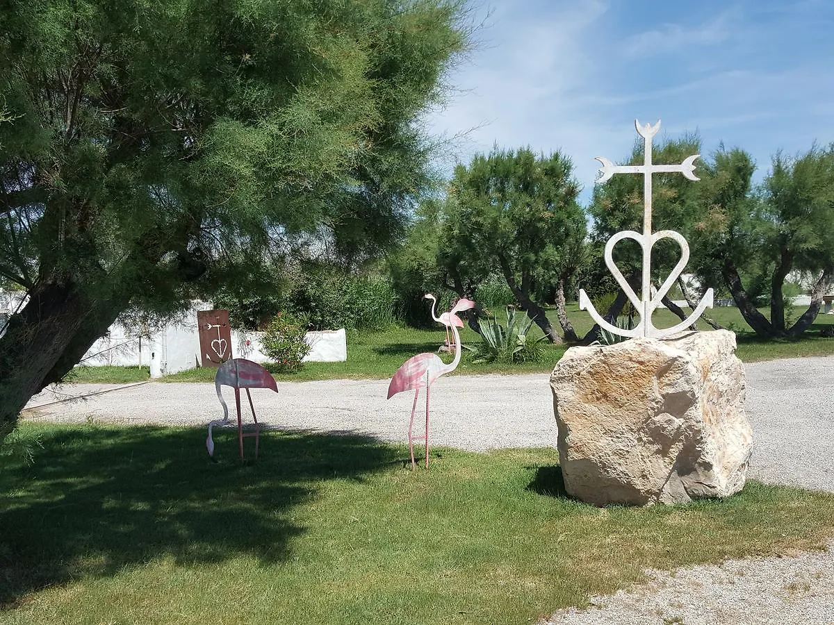 Clamador Saintes-Maries-de-La-Mer Hotel